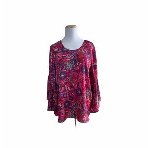 🎀3/$30 Est. 1946 Bell sleeve floral blouse